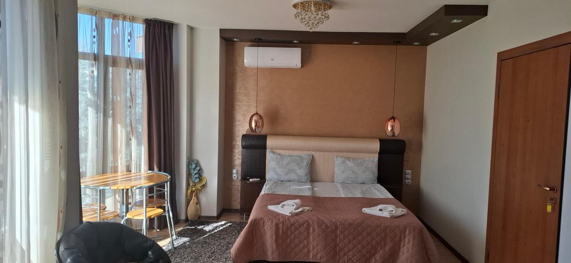 Fantasy Apartaments And Studios Avenue Комплекс Фантазия Хисаря Zewnętrze zdjęcie
